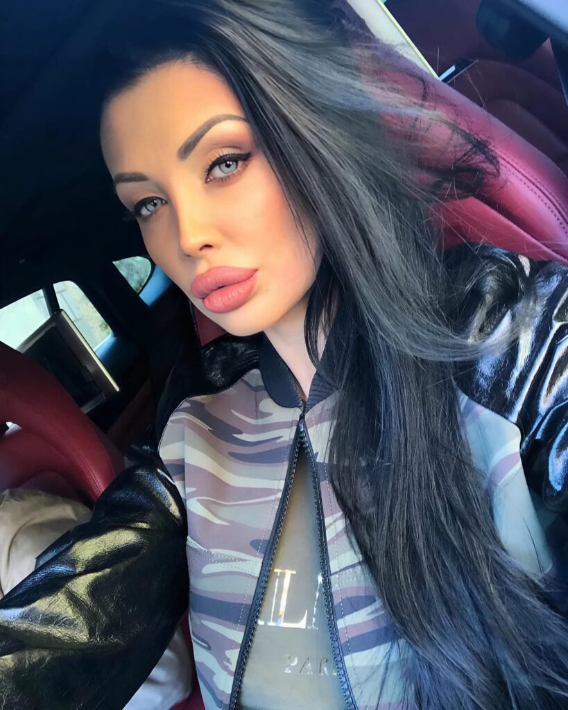 Aletta Ocean: The Queen of Confidence and Charisma