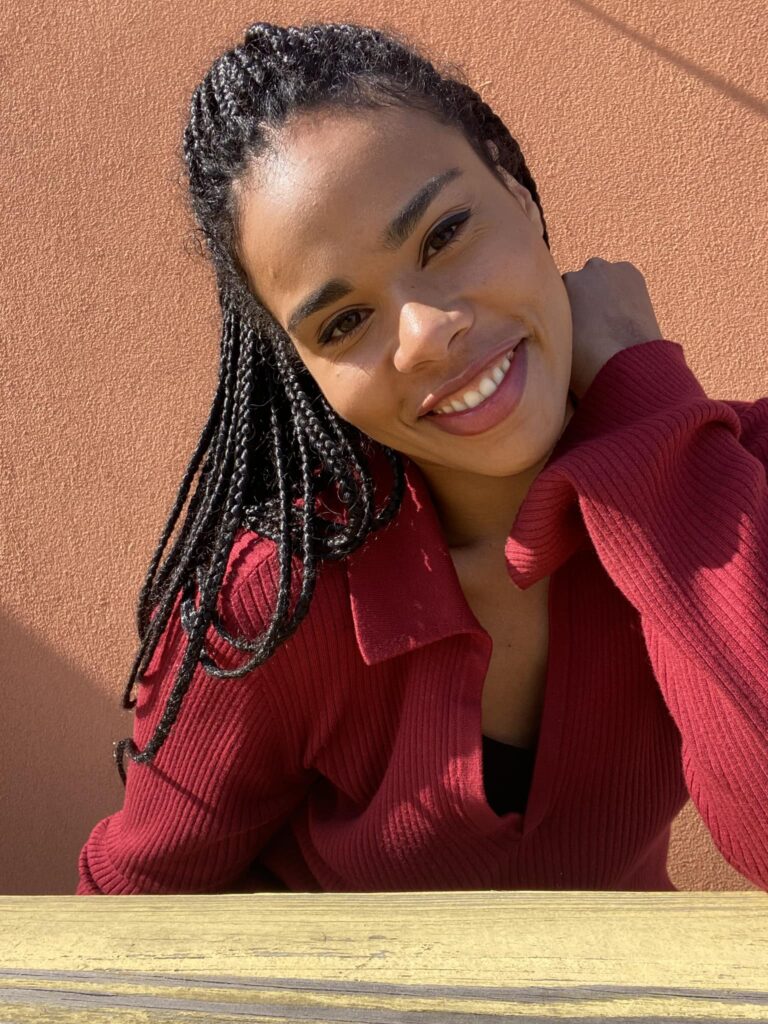 Roxy Sternberg Husband, Bio, Age, Net Worth & Life Style 2025