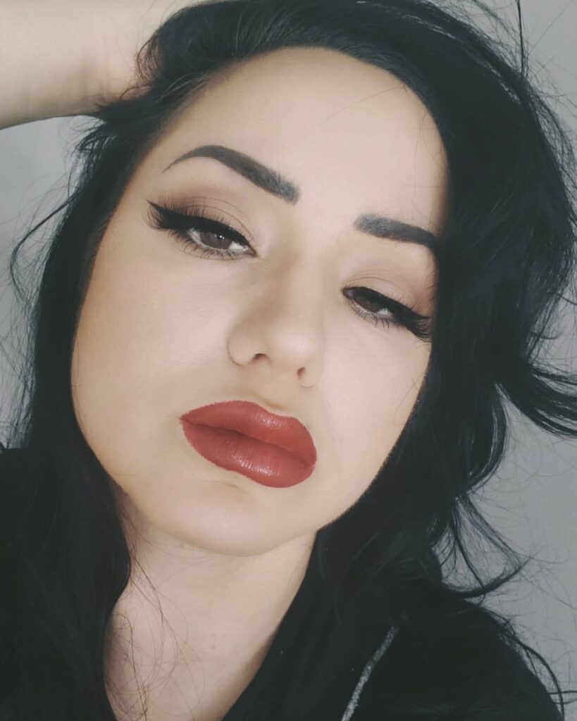 Anja Dee Bio, Age, Career, Net Worth & Life Story 2025 Anja Dee Bio, Age, Career, Net Worth & Life Story 2025