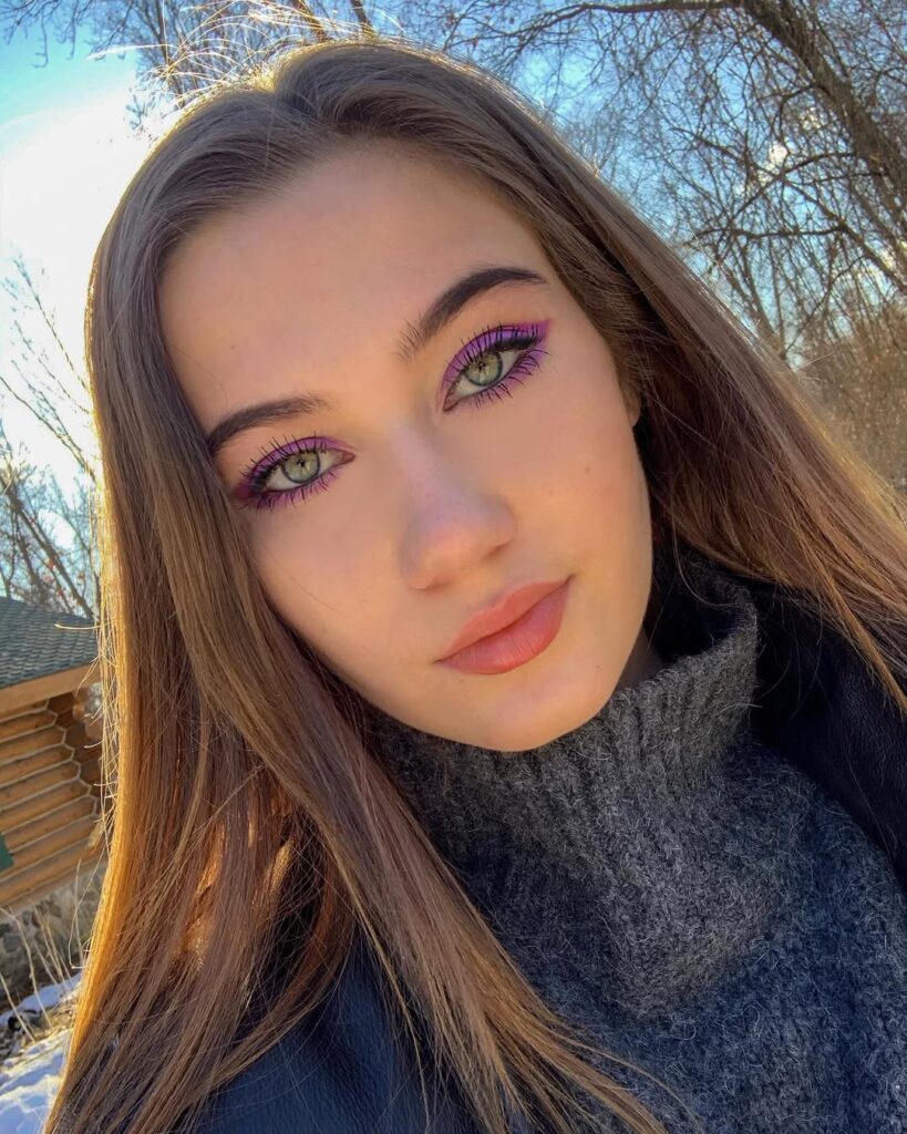 Annie Arbor Bio, Age, Family, Career & Facts 2025